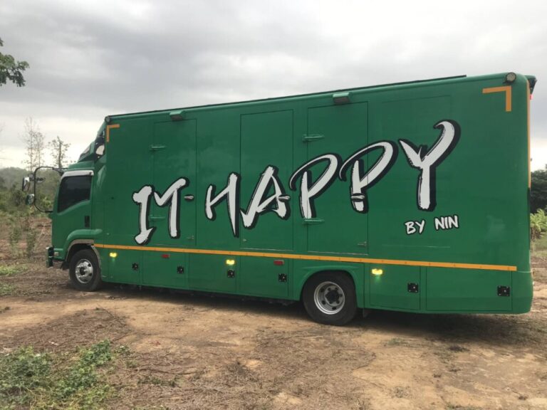 รถสุขาเคลื่อนที่สาทร